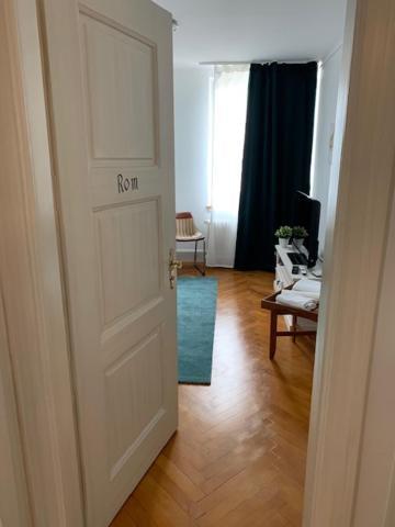 Guest House Dieci Allo Zoo Ζυρίχη Εξωτερικό φωτογραφία